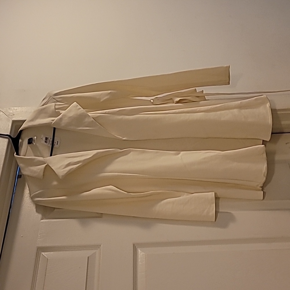 Women's off white jacket